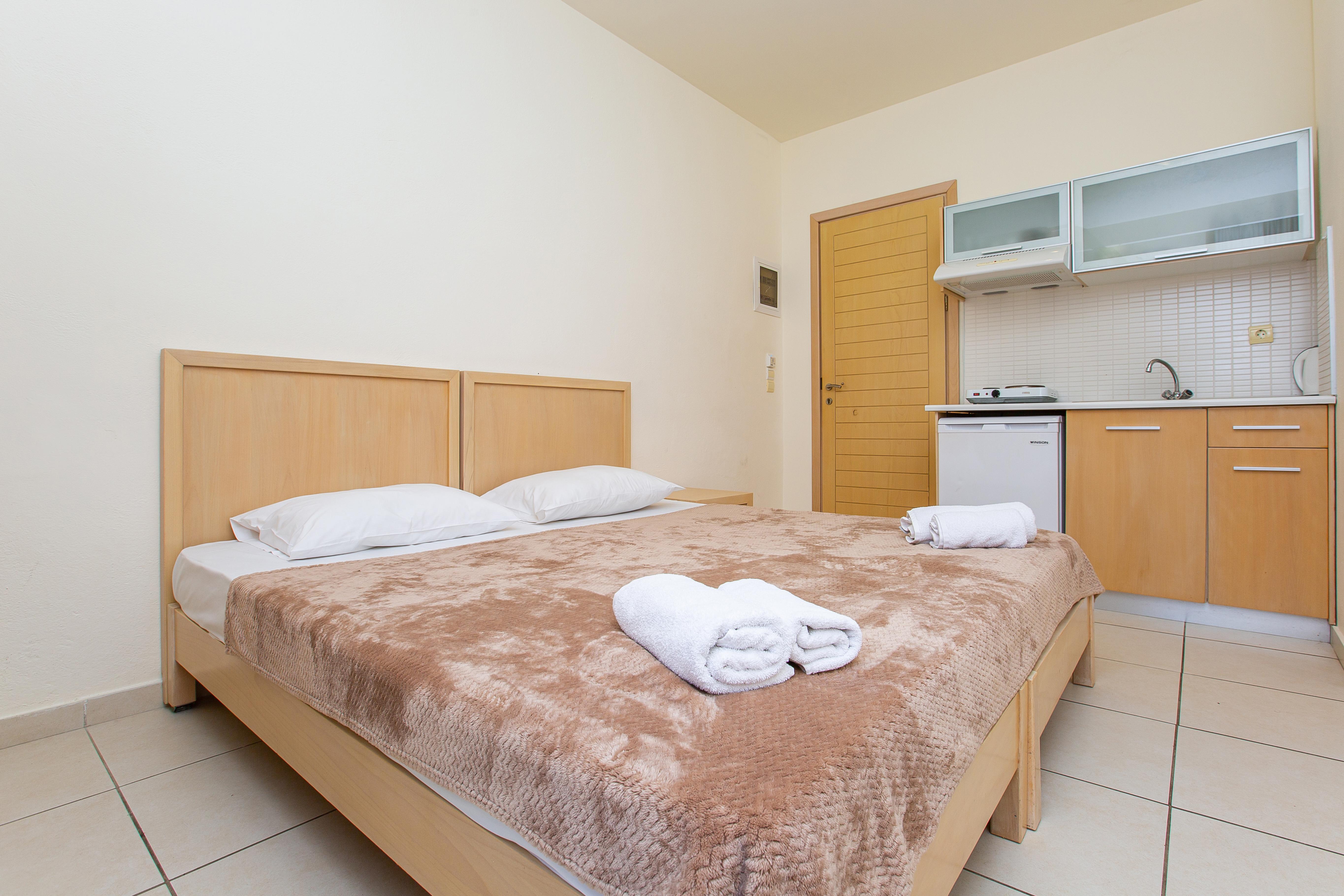 Hermes Hotel Malia Eksteriør billede
