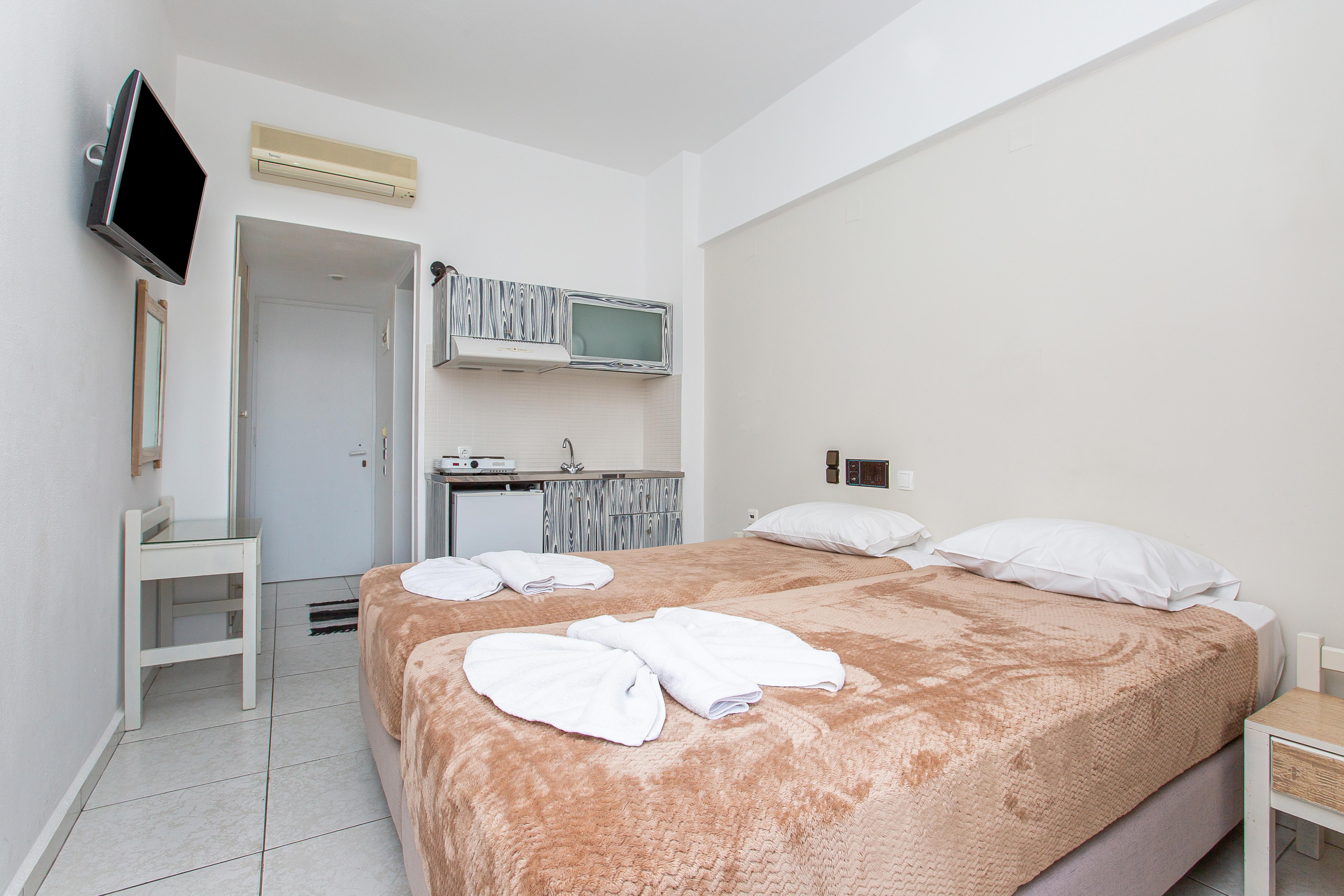 Hermes Hotel Malia Eksteriør billede