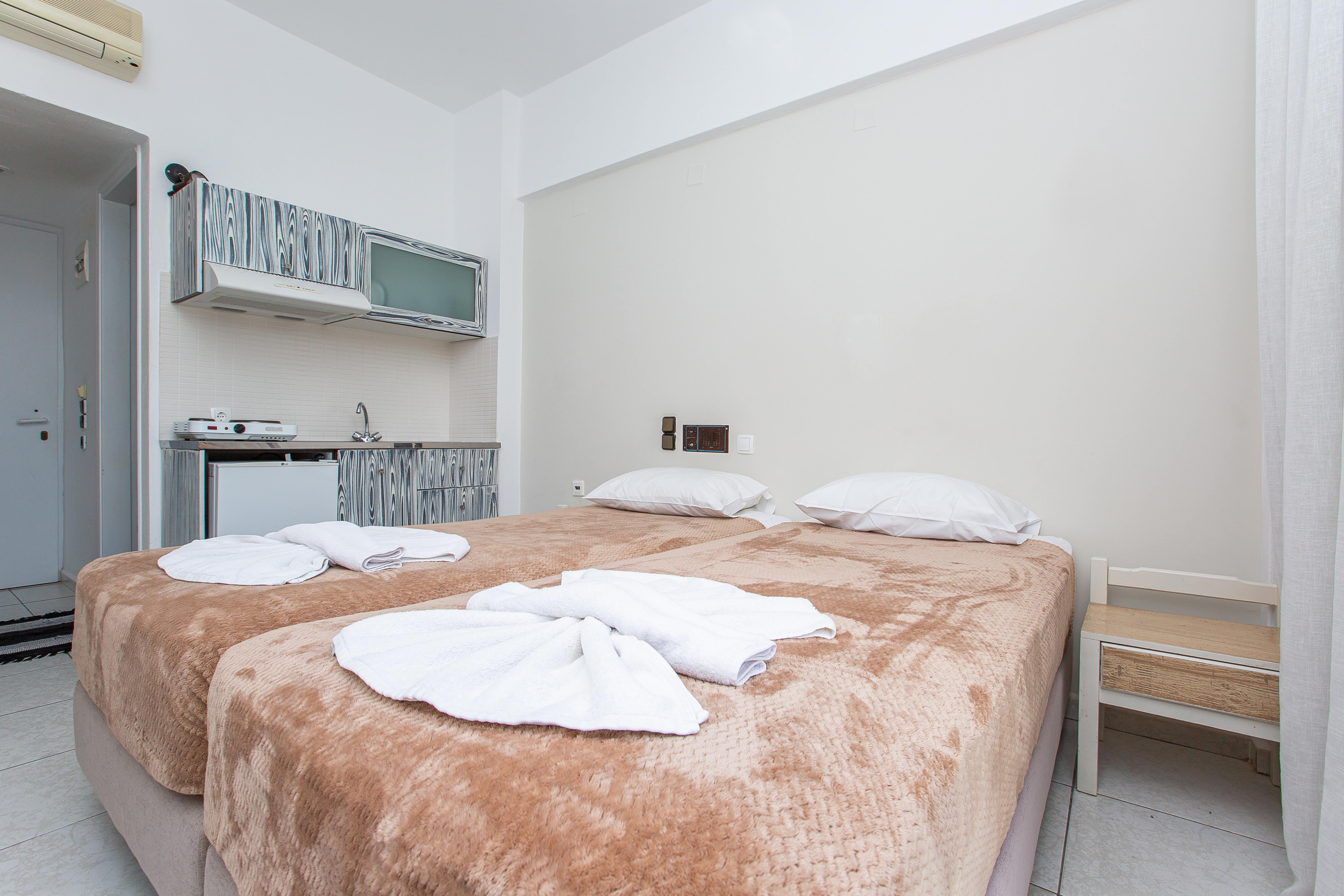 Hermes Hotel Malia Eksteriør billede