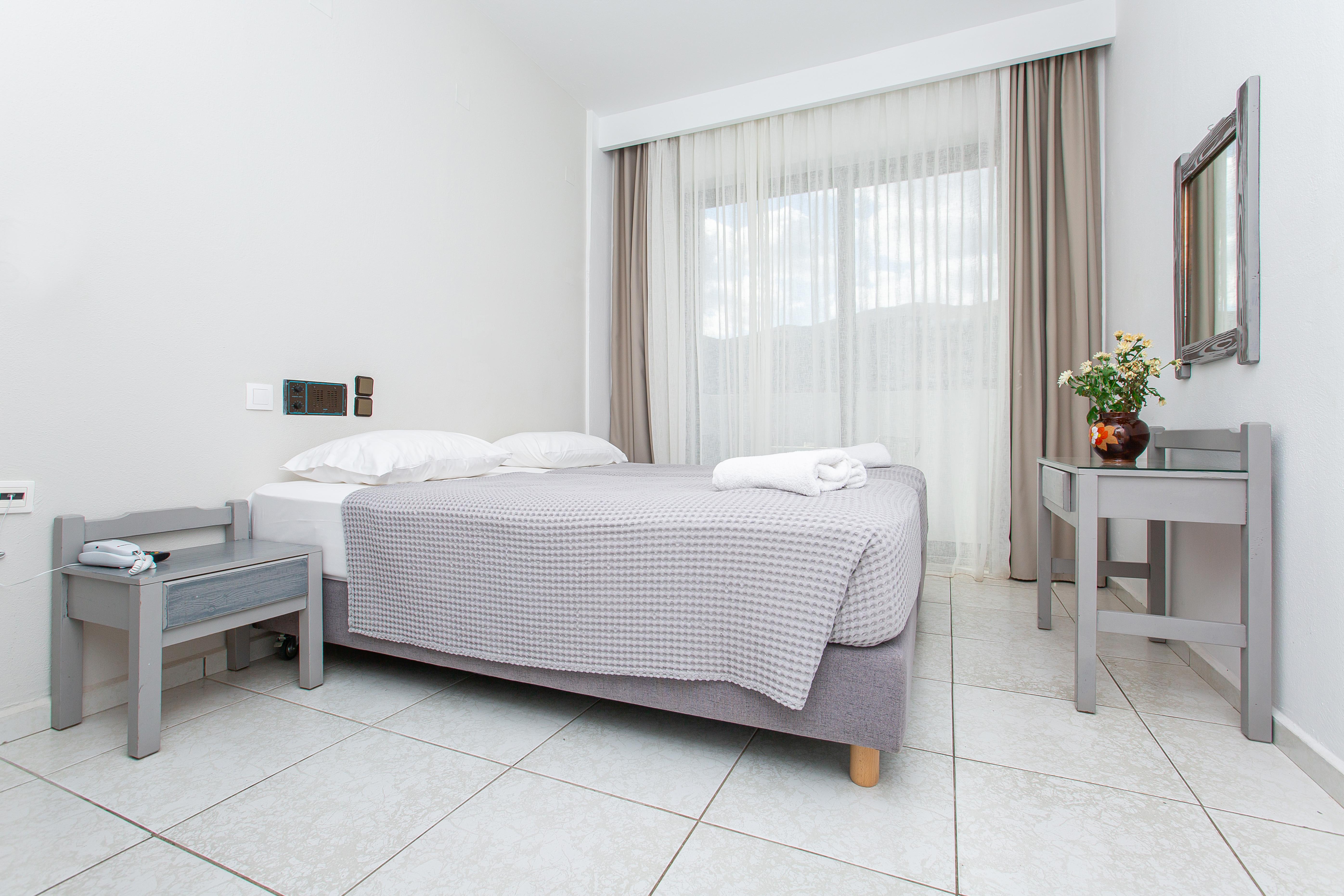 Hermes Hotel Malia Eksteriør billede